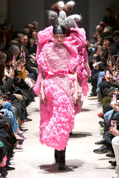 Look 17